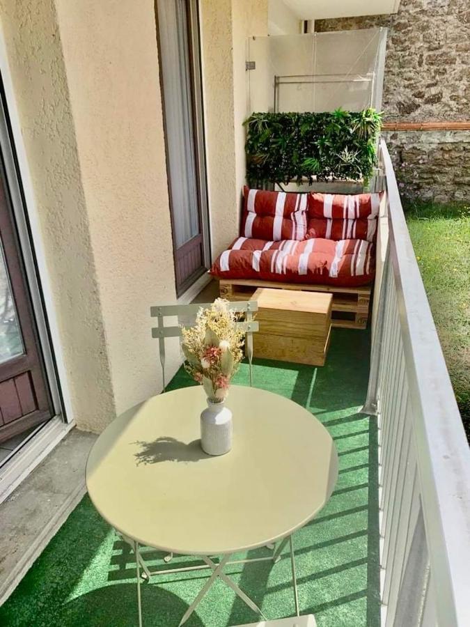 Appartement Cosy 1 Chambre Pour 2 Pers - Renove - Terrasse - Parking Dinard Bagian luar foto